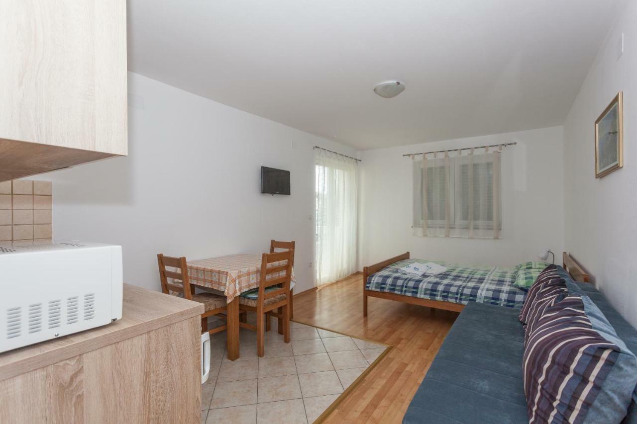 Apartments Mrsic Biograd Na Moru Dış mekan fotoğraf